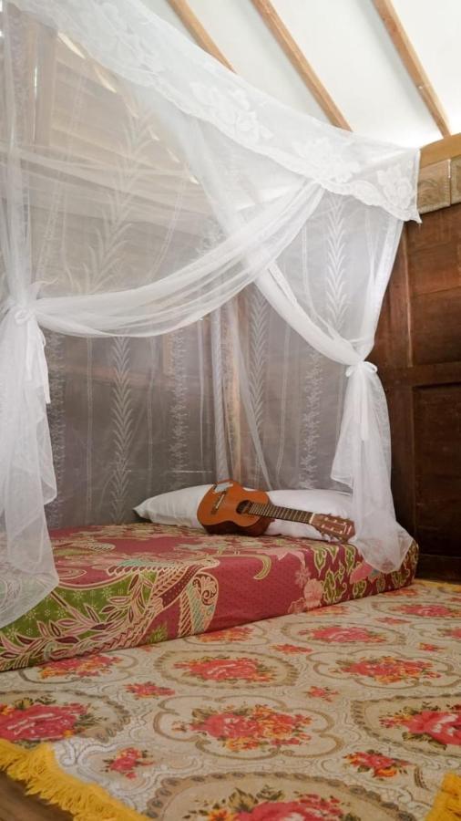 Apartmán Vh Surf Camp Pacitan Exteriér fotografie