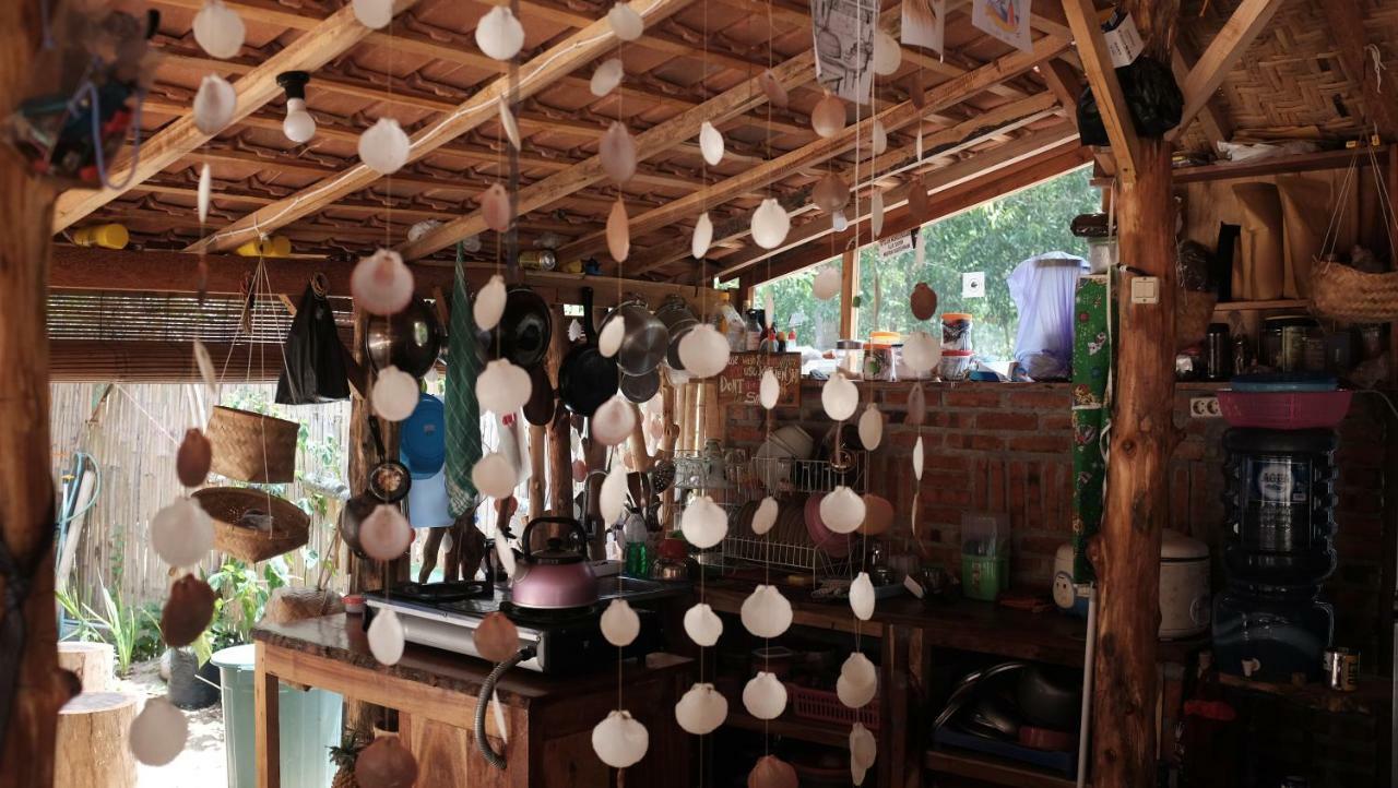 Apartmán Vh Surf Camp Pacitan Exteriér fotografie