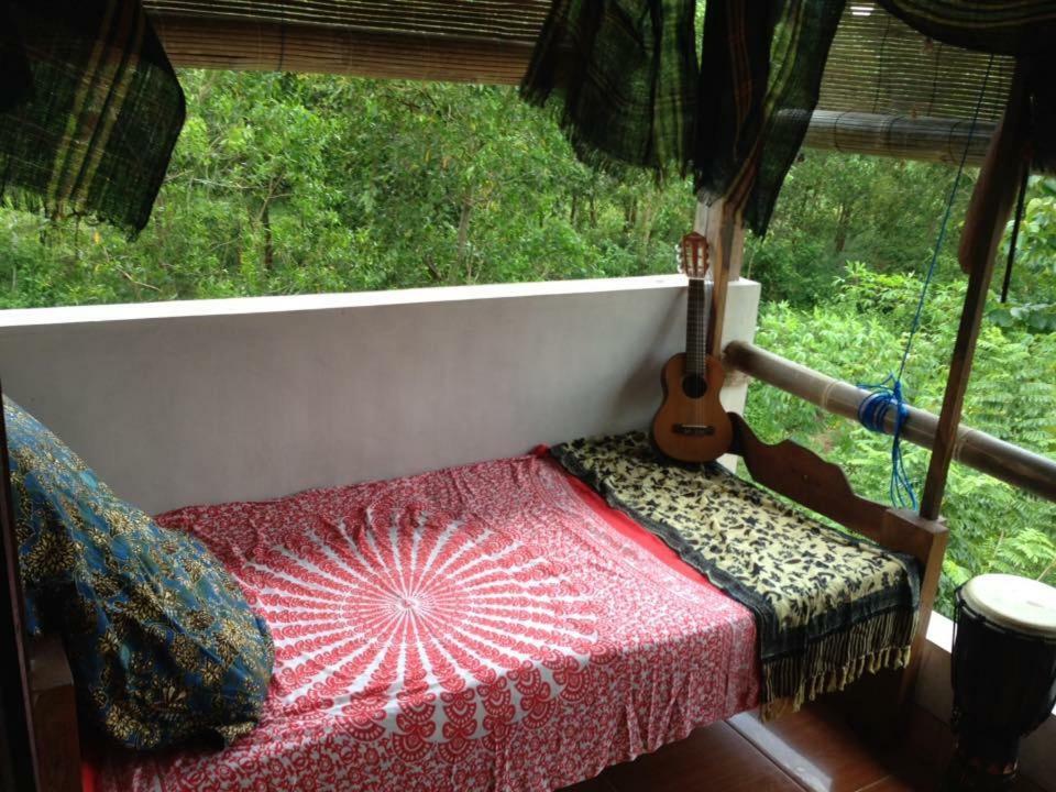 Apartmán Vh Surf Camp Pacitan Exteriér fotografie